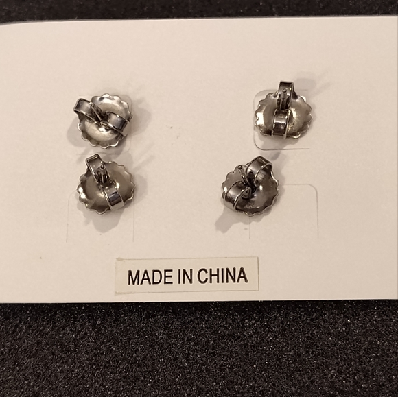 NWT! LIA SOPHIA Jewelry Bundle - Picture 3 of 13